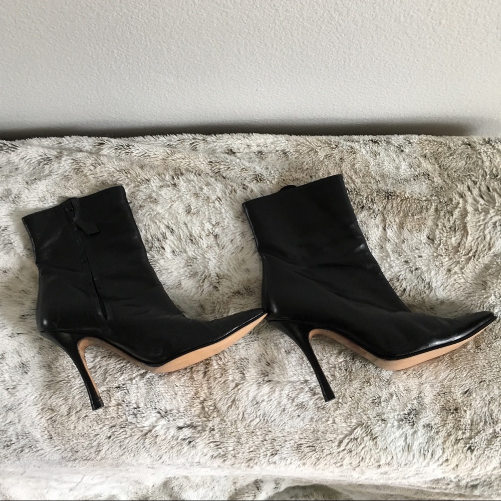❤️ Manolo Blahnik Black ankle boots